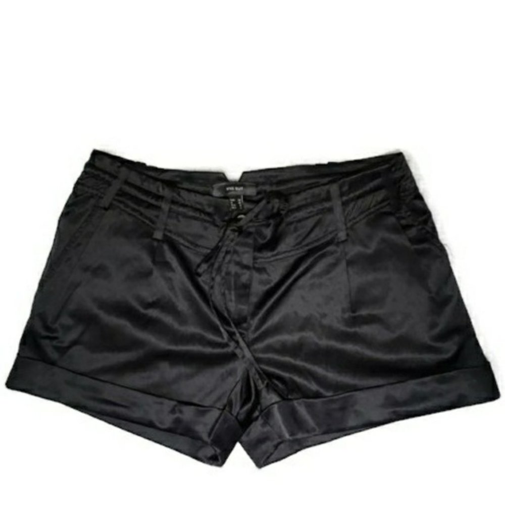 MNG • Suit Belted Cuffed Shorts • New/Black/6